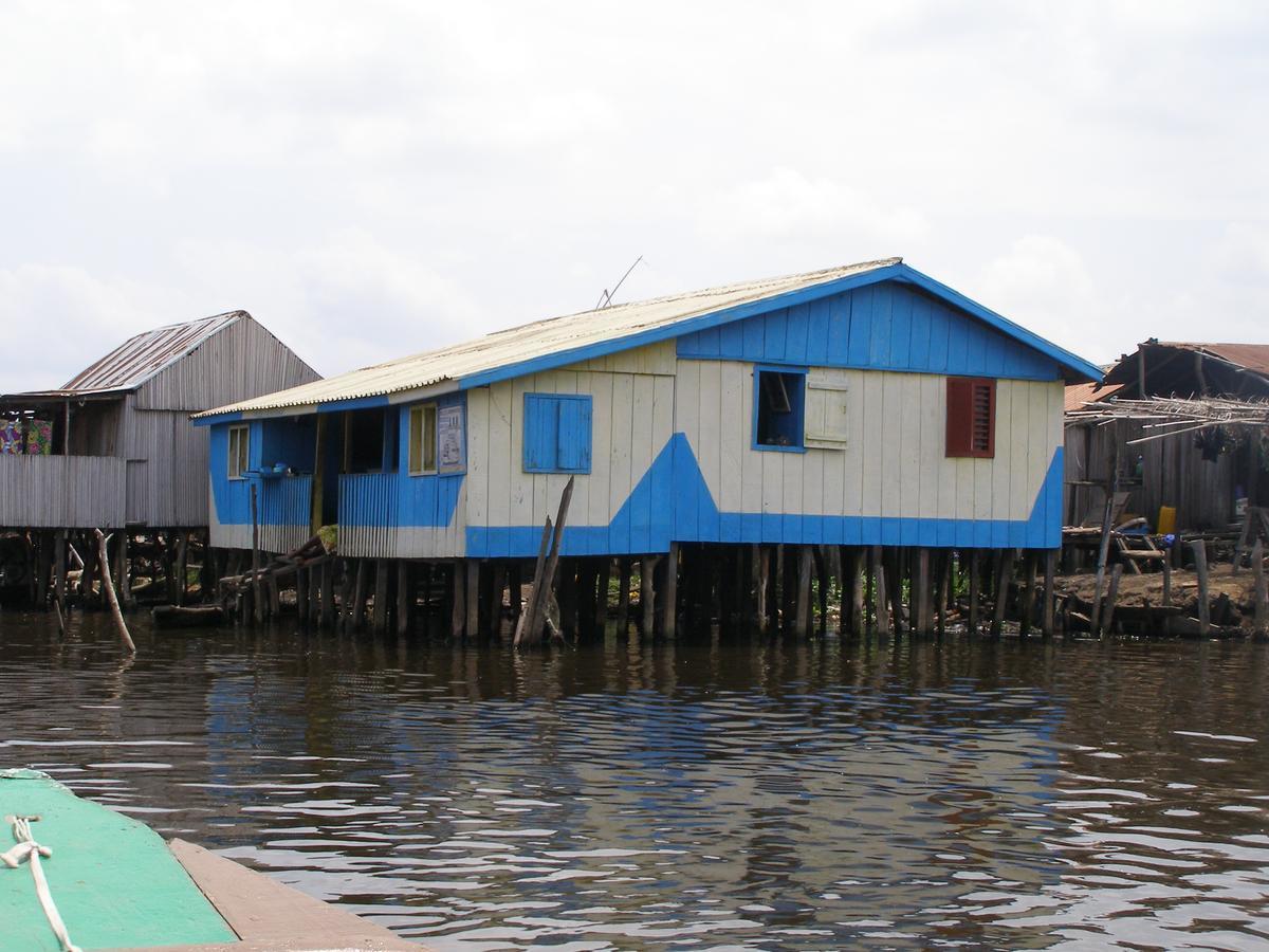 Chez Sabine Bed and Breakfast Abomey Exterior foto